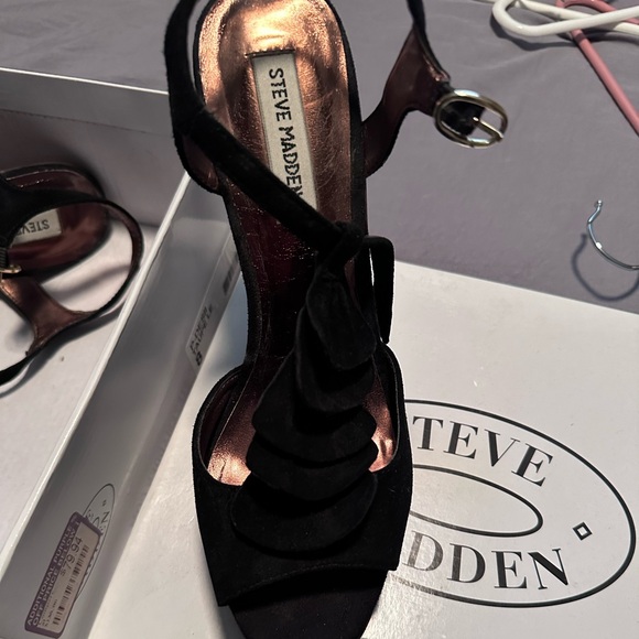Steve Madden black heels size 8 - Picture 1 of 5